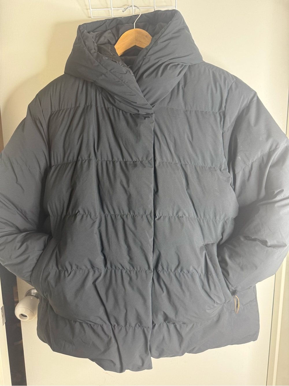 EUC Denver Hayes Black Puffer Jacket with Hood Womens XXL Hyper Dri